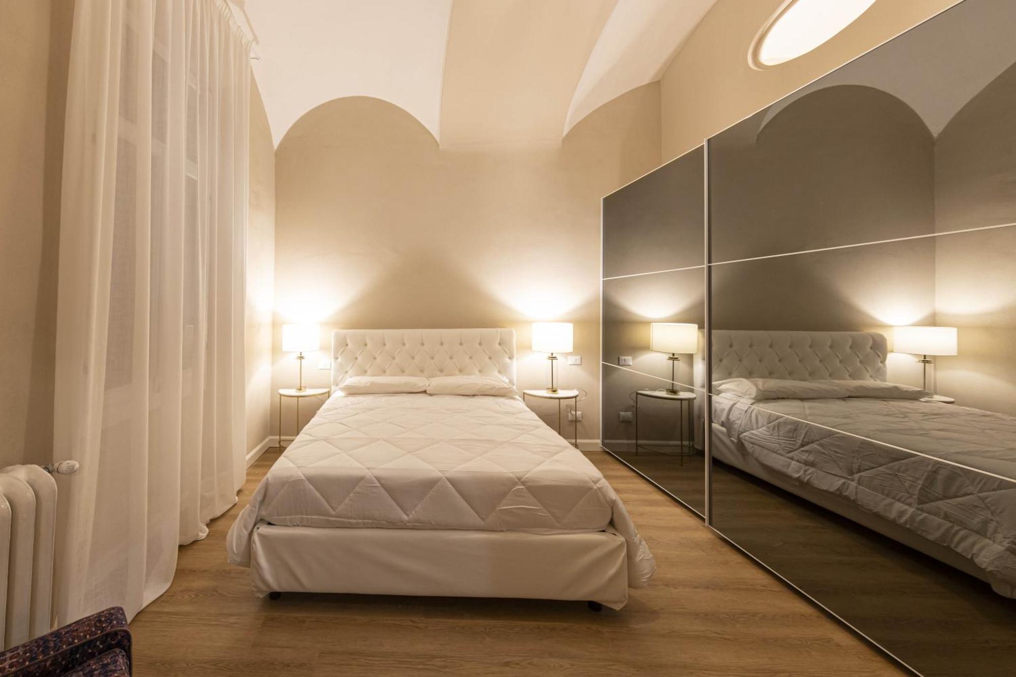 Sibilla Suite Apartment - Via Oberdan 13 Bolonya Dış mekan fotoğraf