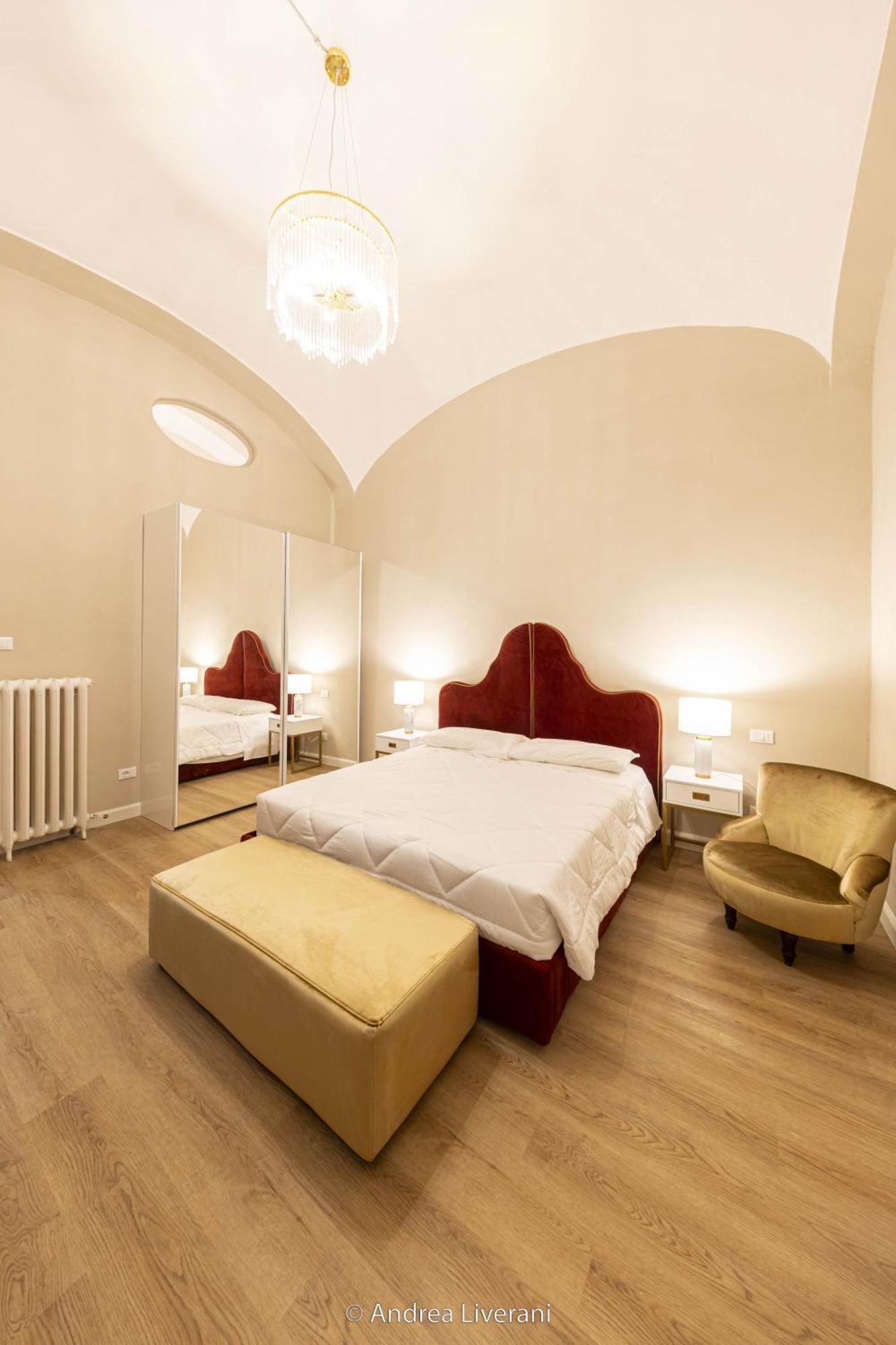 Sibilla Suite Apartment - Via Oberdan 13 Bolonya Dış mekan fotoğraf