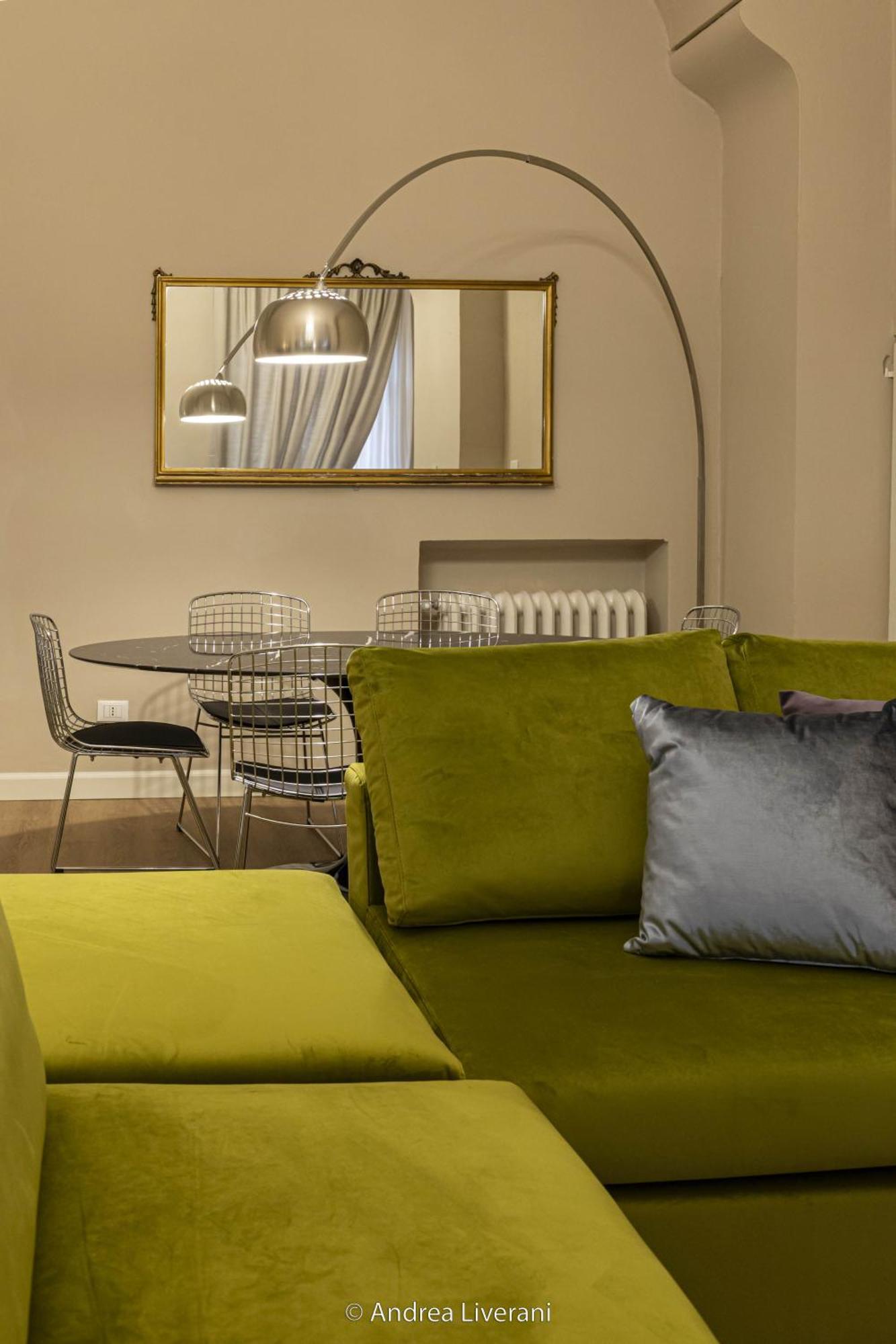 Sibilla Suite Apartment - Via Oberdan 13 Bolonya Dış mekan fotoğraf