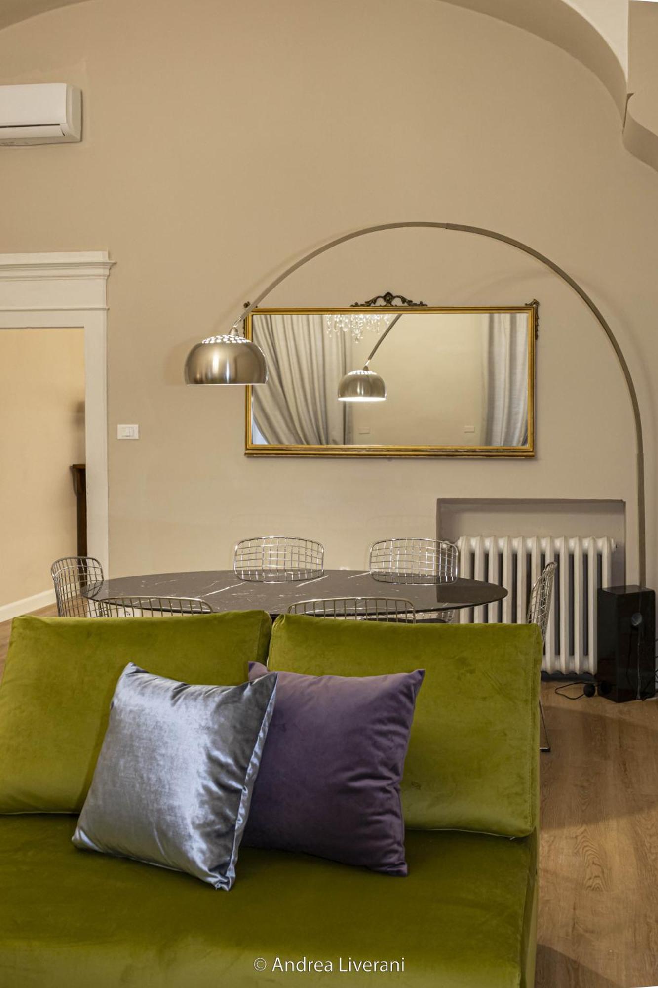 Sibilla Suite Apartment - Via Oberdan 13 Bolonya Dış mekan fotoğraf