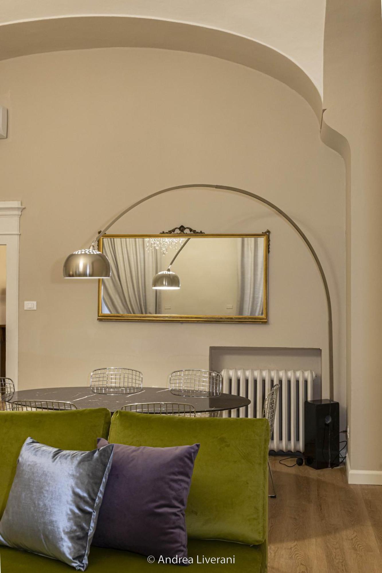 Sibilla Suite Apartment - Via Oberdan 13 Bolonya Dış mekan fotoğraf